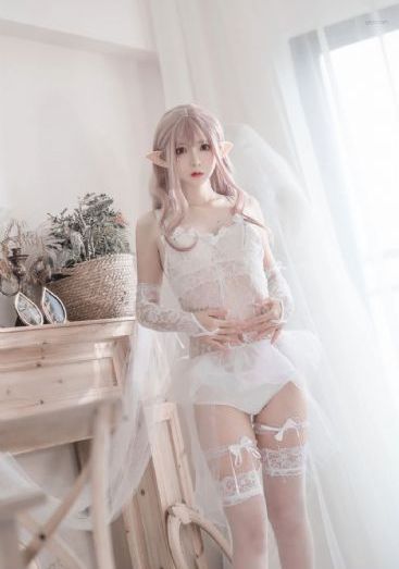 欧美飞机杯值得买_BD英语在线手机播放