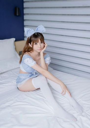 亚洲精品秘一区二区三区精华液_DVD完整版观看